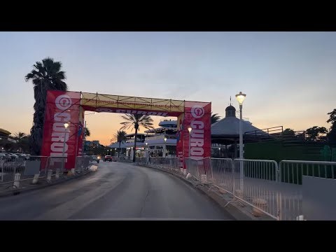 Regilio Jadi is live@Teenage Carnaval Curaçao Route 2026 live vlog road trip
