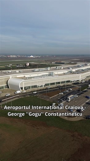✈️💙 A trecut deja o lună de la inaugurarea noului terminal! De o lună, la Aeroportul Internațional Craiova, călătoriile încep într-un spațiu modern, luminos și prietenos, gândit pentru confortul tuturor pasagerilor. Ne bucurăm să vedem zilnic oameni care pleacă spre noi destinații sau se întorc acasă, cu zâmbetul pe buze și experiențe mai plăcute. 😊 Mulțumim tuturor celor care ne-au fost alături și vă așteptăm în continuare să zburați din Craiova! 🌍✨ | Aeroportul International Craiova