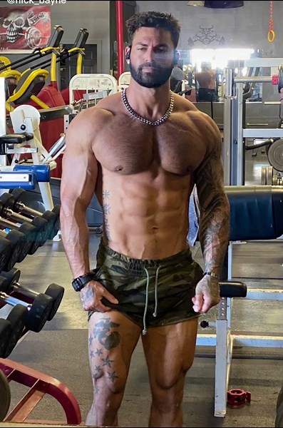 Nick Bayne (@nick_bayne)’s videos with You've Got That Body - SP3CTRUM