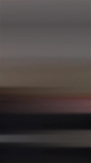 Your style is telling the world who you are without needing to say a word 👇 The color palette The prints The silhouettes All play a huge role in the impression you give off. That impression may and may not be true, especially if you’re leaving it to chance and not seeing style as the powerful tool it is. There’s a big difference between “looking cute” and having a signature style that represents your unique self AND help you achieve your goal. The former can get you compliments and the latter c