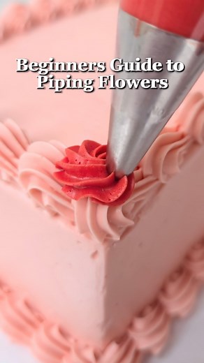 Lily Vanilli Bakery, London on Instagram: "We’ve had a few questions on how to pipe flowers recently, so here is our beginner friendly starter kit. Russian flower tips are a super easy way to pipe flowers, made even better with a few trusty hacks from us. Save for later! #ButtercreamFlowers #PipingTechniwques #CakeDecorating"