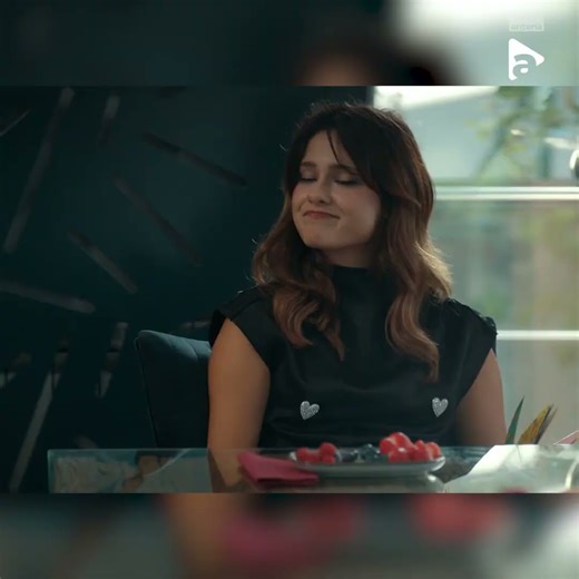 Alexia e de acord să o ajute pe Alina cu o condiție: ”Cred că știi ce vreau!”