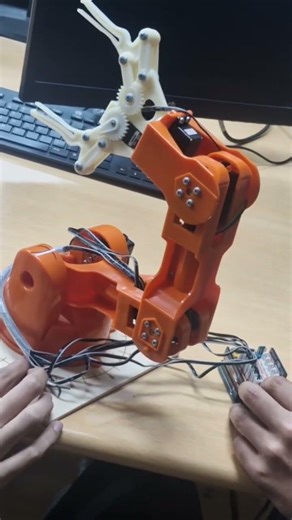 GRP-8,Part 1:Move the robot Arm to different positions