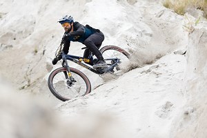 [Video] Chasing Volcanoes on a MTB with Kilian Bron