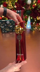 15K views · 758 reactions |  Christmas Gift Wrapping   COMMENT ‘SLOW’ if you need a STEP-BY-STEP tutorial for this wrapping technique  Images Captured and Edited by @stulux_ #christmas #christmascountdown #wrappinghacks #276stulux | StuLux Gift Wrapping | Facebook