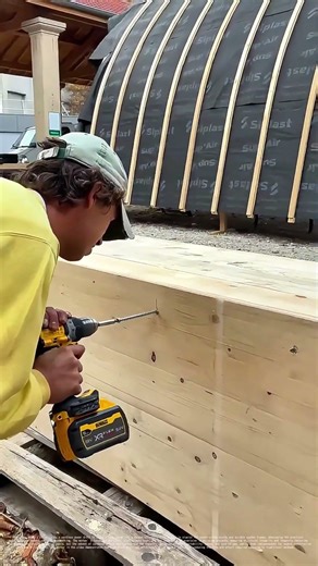 Power Drill Precision: How a Cordless Drill Transforms Woodworking Efficiency