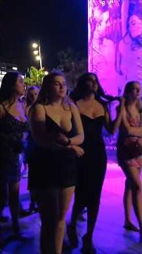 Barcelona Nightlife Tour – Wild Clubs & Party Streets! 🍷🌙