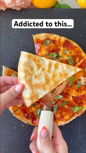 I tried making homemade pizza with 00 flour — this is how it turned out!