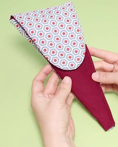 14 reactions · 6 comments | DIY SUPER EASY SCISSORS HOLDER | How To Make | Facebook