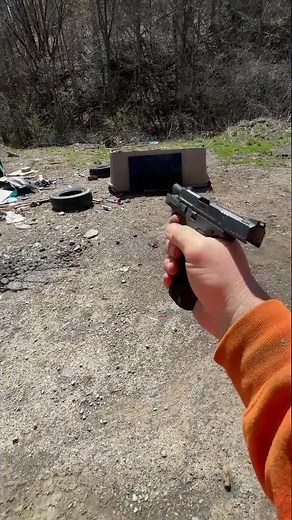 Shooting a Tv Smith & Wesson Bodyguard 2.0