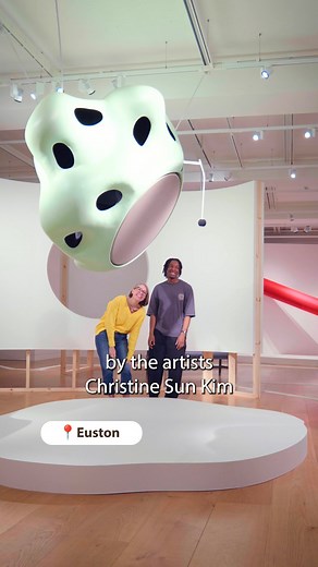 Wellcome Collection presents 1880 THAT – our free exhibition by artists Christine Sun Kim and Thomas Mader. Through film and sculpture, this exhibition explores new possibilities of understanding between signed and spoken languages. ️Film and sculpture Free admission  BSL Translation Wellcome Collection, Euston | Wellcome Collection | Facebook