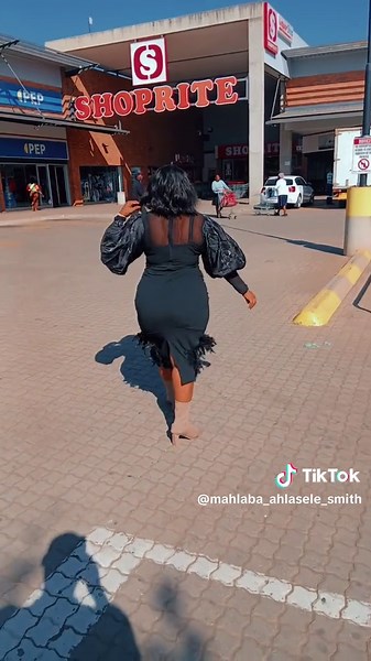 Mahlaba_Ahlasele smith (@mahlaba_ahlasele_smith)’s videos with Egalile - Rethabile Khumalo