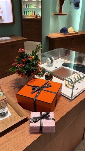 #unboxing #hermes #hermesaddict #jourdhermes #jourdhermesabsolu #hermesunboxing #fouryou #foryoupagee