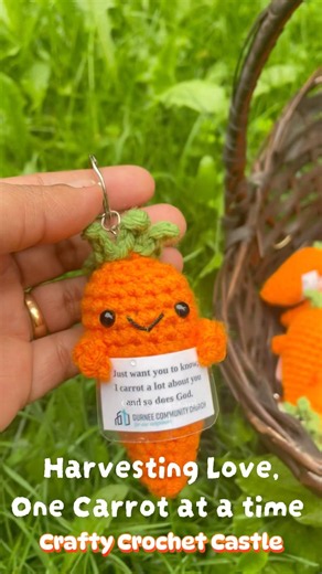 #CrochetEmotionalsupport #carrots #keychains for church #backpack #blessing #craftycrochetcastle