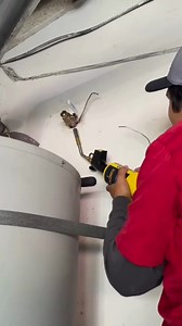 The Bernzomatic Max Performance Torch gives you the confidence to successfully tackle any project. ✅ Instant on/off ignition for swift and seamless operation. ✅ Adjustable ultra-swirl flame for complete control and adaptability. ✅ Flame lock option for continuous, uninterrupted use. ✅ Pressure-regulated for consistent performance even when inverted. Find the perfect torch for your next project: https://bit.ly/3CKz93M 📸: sonofaplumber3 | Bernzomatic