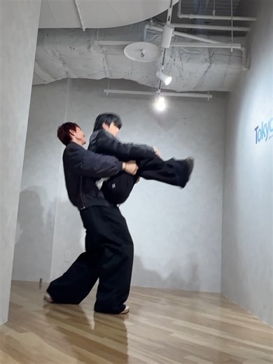 Dance Moves to Groove With ✌️