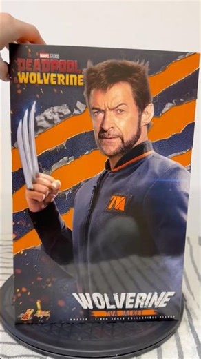 *Quick look* At Hot Toys TVA Jacket Wolverine from Deadpool and Wolverine!