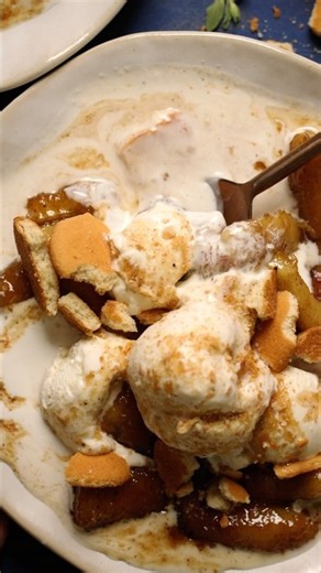 A little something sweet on a Sunday. 🤌🏾🤩 #recipe #banana