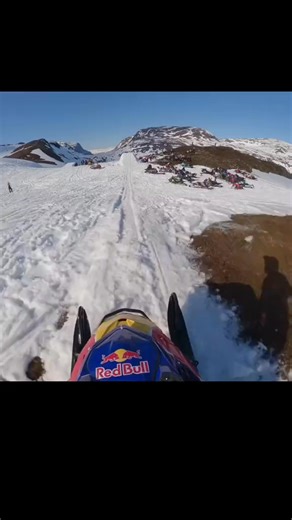 Smooth like butter 🤘🏼👌🏼 Gear Built #snowmobile #snowspots #Snowmobiling #capCut #SledHeads #sled #fyp #trending #exploremore #SnowmobileLife #SledLife #sledtok #SnowmobileAdventure | Quantell Small