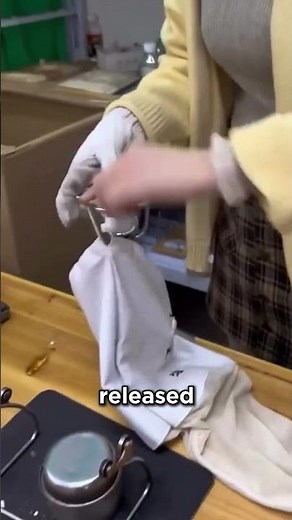 This Old-School Popcorn Machine Literally Explodes Corn! 🤯