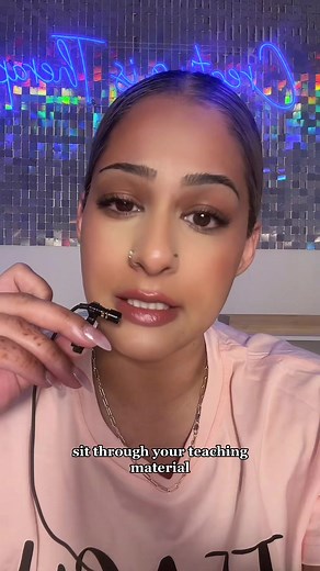 #greenscreen I hope these tips help answer this interview question for teachers or bring more clarity on how to go about incorporating inclusion, diversity and equity within your practice. #interviewtips #interviewquestions #teacher #teachersoftiktok #teachertok #studentteacher #interviewpractice #interviewprep #thattiktokteacher #foryoupage #fyp #elementaryschool