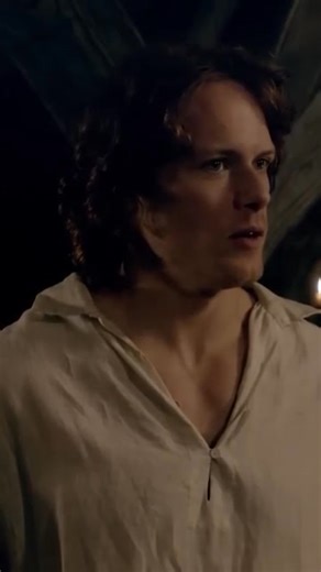 Claire invites Jamie to bed 🔥 | Outlander #shorts | Outlander Obsessed Club