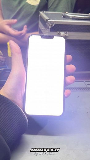 iPhone 13 Pro Max white screen problem and battery replacement homeservice tondo manila 🛵💨 #AdaTech #mobilerepair #HomeServiceRepair #applerepair #certifiedtechnicians #applerepairspecialist #iphone #iphone13promax #whitescreenofdeath | Jocelito Ada