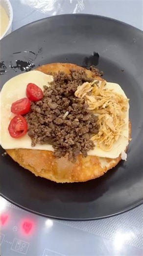 PASTEL NO PRATO