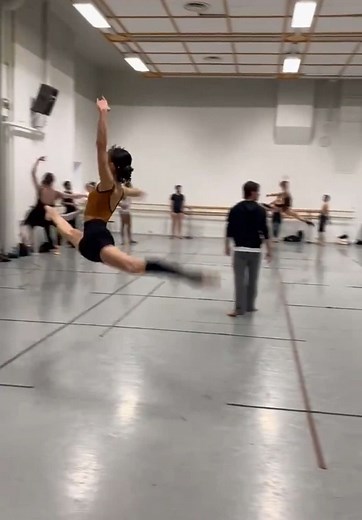 Nutcracker Show Highlights Featuring Madeline and Maya