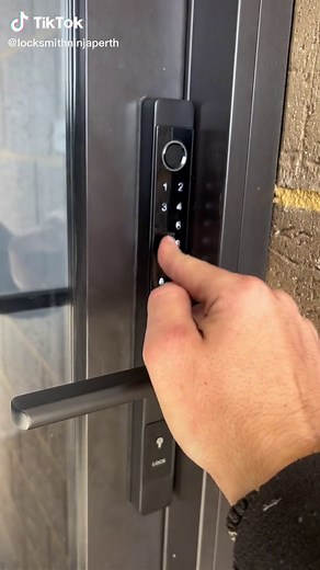 PIN Code lock with Fingerprint Access. No more keys! #lockedout #locksmith #fyp #foryou #digitallock