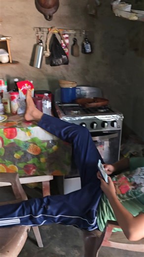 Este chando se esta pasando de lansa algunos nos disen que nosotros lo molestamos mucho pero no nosotros le queremos ensen̈ar lo mejor y no solo a el si no a muchos gracias por sus comentarios | El jefe de chumpe y chele oficial