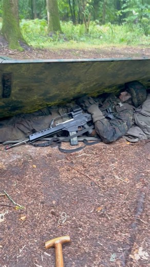 Die Soldaten sind müde… Viel Kraft 🫡 #bundeswehr #soldat #army #military