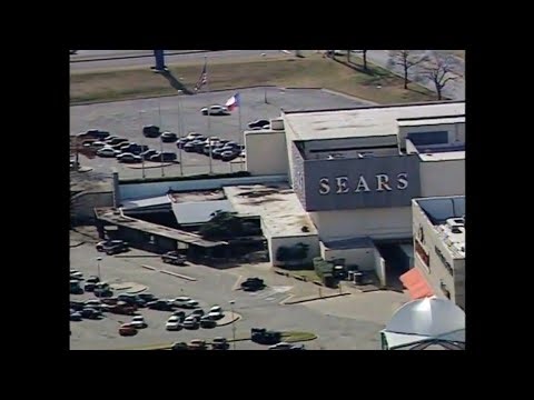 Fort Worth Sears Leaving Town Center Mall 2002