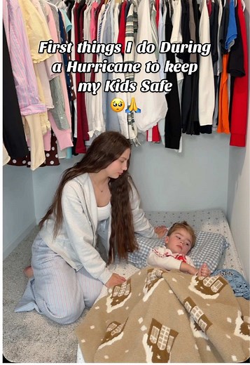 This weather’s getting so unpredictable lately… 🙏hurricanes and tornado warnings honestly terrify me. Stay safe out there, everyone. 🤍 #staysafe #tornado #Hurricane #safetyfirst #momtips