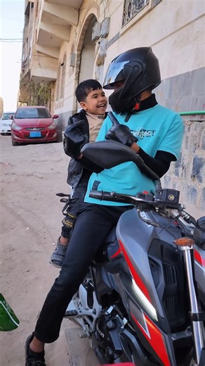 Osama Al Haidari on Instagram‎: "لايك _منشن اي شخص يشتي اعلان 😂 متابعه للحساب @0e__x0 نوصل رقم جديد وهذا حساب عبود @1wi1q تابعوا الحساب 👆🏼 #instagram #instagood #yemen #instalike #اليمن #تعز #لايك #السعودية #عدن #صنعاء #reels #viral #fyp #like #photography #explore #motorcycle #اكسبلور #ترند #لايك #الشعب_الصيني_ماله_حل😂😂"‎