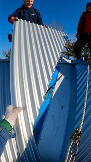 Corrugated roofing panel installation #roofing #toronto #torontohomes #torontobuilder #torontoroofing #luxuryhomes #renovation #buildersofinsta #roofersofinstagram #asmr | TorontoRoofing.ca