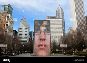Crown Fountain, an interactive sculpture and video installation in Millennium Park with Chicago skyline in the background. Chicago.Illinois. USA Stock Photo - Alamy