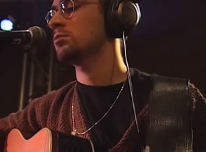 560K views · 15K reactions | “Lightning crashes, a new mother cries, this moment she’s been waiting for.” “Lightning Crashes” by Live on Two Meter Sessions in 1995. Great song. Still the only hit song to use the word “placenta” in the lyrics. #grungebible #live #lightningcrashes | The Grunge Bible | Facebook