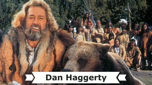 Heute wäre der 83. Geburtstag des US-amerikanischen Schauspielers † Dan Haggerty (eigentlich Daniel Francis Haggerty). Geboren am 19. November 1941 in Pound, Wisconsin und gestorben am 15. Januar 2016 in Burbank, Kalifornien. Mit Dennis Hopper spielte er in „Easy Rider“, doch Dan Haggerty blieb namenlos, bis er als Tiertrainer zur Rolle seines Lebens kam. Geht es nach den Bärten – und den Bären –, dann sind die Zeiten damals besser gewesen. Man vergleiche nur Leonardo DiCaprio als „The Revenant“