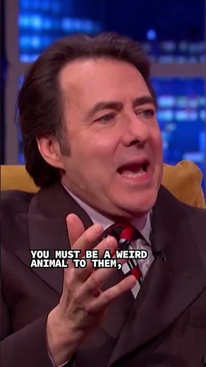 Noel Fielding Misheard ‘Yes’ as ‘Ears’ at a Posh Party #shorts