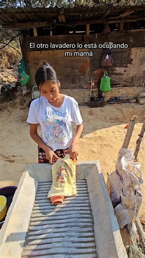 #lavar #lavandoropa #washday #wash #washingclothes #bebe #baby #babygirl #babie #ropadebebe