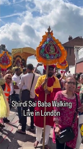 Rare Video Guru Pournami Saibaba ❤️London !#Sairaksha#sairaksha #sairakhan #saisarvaswam #saibaba
