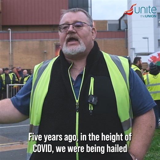🗣️ VOICES FROM THE FIRST CYMRU PICKET LINES 🗣️ Our members clearly feel undervalued and underpaid by their employer. They don't want to inconvenience passengers over Christmas. First Cymru need to listen up, get back to negotiations and give our members the fair pay rise that they deserve. | Unite Wales