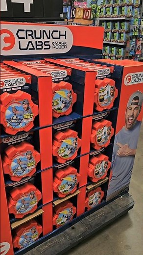 CrunchLabs ‪@MarkRober‬ Build Boxes at Walmart