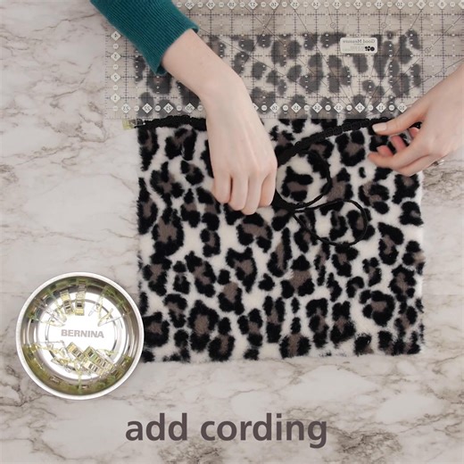 🧵 Looking for a timeless way to stay warm? Historians say the hand muff has been around since the 1500s! Check out this DIY tutorial from BERNINA USA on the #WeAllSew blog ❄️ https://bit.ly/47VulI6 #BERNINADealer #MadeToCreate #SewCute | Flash Sew and Quilt