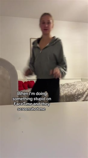 Funny FaceTime Moments: The Screenshot Surprise