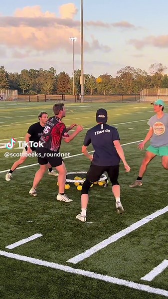 Exciting Bigger Ball Rally Spikeball Video Game