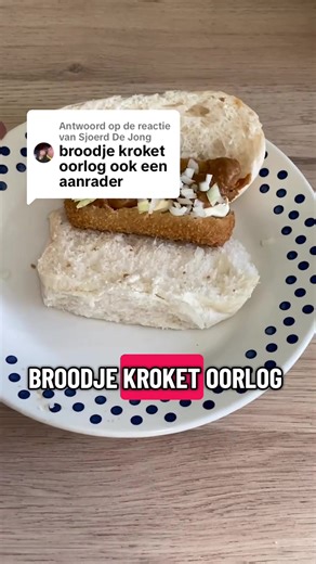 Antwoorden op @Sjoerd De Jong Broodje Kroket Oorlog…en de plus versie! #kroket #snacks #snacken #foodtok #voorjou