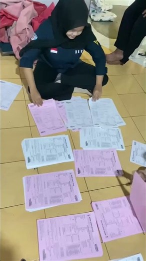 tugas laporan PKL Nian Anaya Putri XII DKV