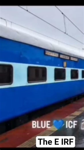 Indian Railways 🚂🚊. Wap 7. #train #prayagrajbridge #indianrailways #aura #nobatidao